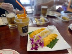 -Dang restaurant (patong phuket)
