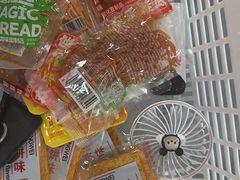 -赵一鸣零食(广东佛山大沥镇嘉洲店)