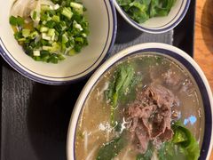 -云阿蛮云南生烫牛肉米线(奉贤路店)