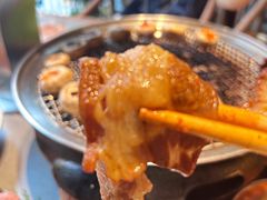 -草家酱蟹炭火烤肉店(珲春南路一店)