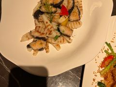 -海派悦庭·海胆烧麦·新融合菜(凯德广场店)