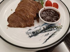 卤牛肉-新虹楼饭庄(崇明陈家镇店)