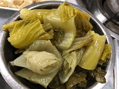 酸菜-麒麟豆汤圆子火锅(川心小区店)