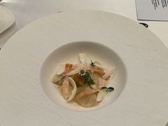 -华凌牛庄西餐厅(乌鲁木齐华凌美爵大饭店)