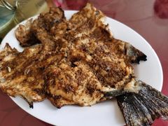 烤虹鳟鱼-北京龙庆四季香农家饭庄·灶台鱼·碳烤虹鳟鱼(龙庆峡店)