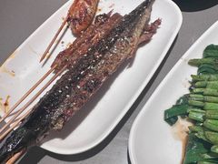 -龙巢盱眙龙虾·牛蛙·烧烤宵夜(八卦岭店)