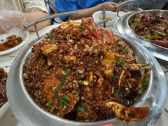 -凤凰路何眼镜香辣蟹(花果园店)
