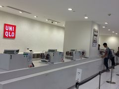 -优衣库(上海正大广场店)