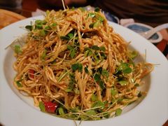 -95号酱骨·一块豆腐(展春园西路店)