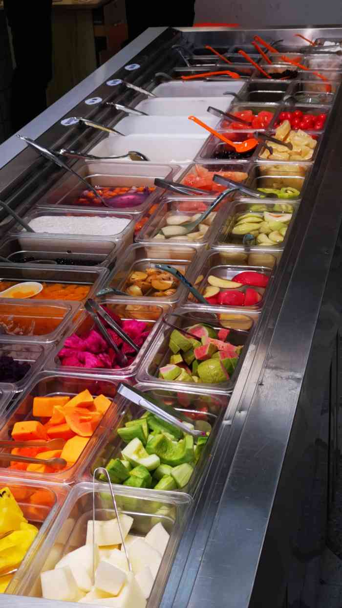 神民水果捞(浙大紫金港店)-"水果还挺丰富的,有木瓜,菠萝,哈密瓜,柚.