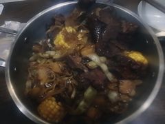 -内蒙焖面大盆骨餐馆(山大路店)