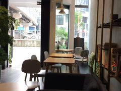 靠窗位-Home Cafe(水榭春天店)
