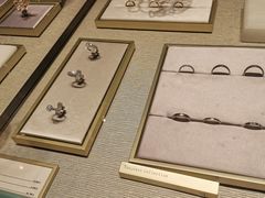 -梵克雅宝(国贸商城店)