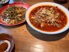 -半步颠小酒馆(繁花中心)