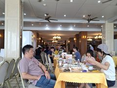 -鹏城人家海鲜酒家·23年老字号(较场尾店)