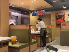 -海底捞火锅(宝龙广场夜宵主题店)