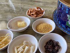 -一群羊手扒肉·火锅·早茶(远东公寓店)