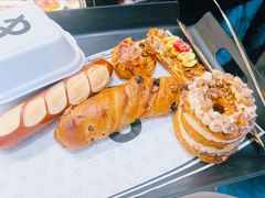 -BUTTERFUL&CREAMOROUS 黄油与面包(三里屯太古里店)