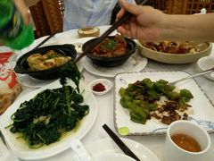 -围龙屋客家食府(福田店)