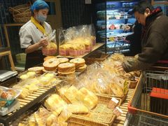 面包甜点陈列柜-皇家美孚·蛋糕外送(东部佳世客店)