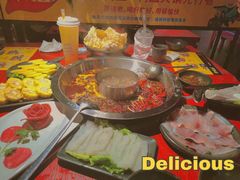 菌汤鸳鸯锅-谭鸭血老火锅(万象九宜城店)