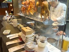 -蝴蝶里·粤菜·点心(滨江龙湖店)