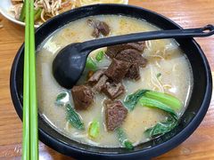 -志权牛肉面(灵山路店)