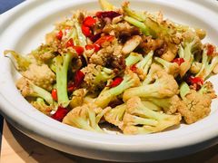 -鸽子侯·家宴·平价海鲜(市图书馆店)