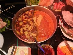-唯爱KTV聚会餐厅(仙林东城汇店)