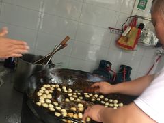 -邓记新一代糖油果子(四川煤管局供销公司职工宿舍店)