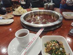 -刘胖娃鱼庄·特色肥肠鱼(杨家坪店)