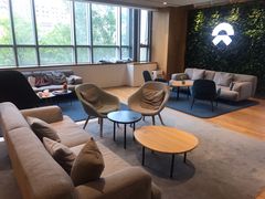 -蔚来中心(北京中关村店)