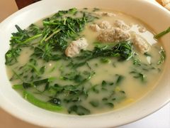顺德鲮鱼滑浸时蔬-御彩酒家(东风东路店)