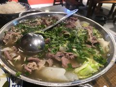 -杨三娘跷脚牛肉(羊子山西路店)