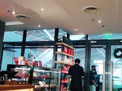 -星巴克(青岛火车北站候车大厅店)