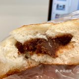 这个辣酱不辣还特别咸有一天早上出现了豆沙馅的甜饼