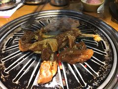-老炉家木炭烤肉(长江国际店)