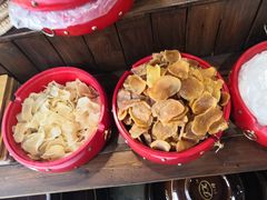 -黄桷树曹家私房菜(江与城店)