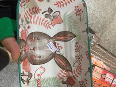 -洛哈思全球商品折扣仓(昆山路店)