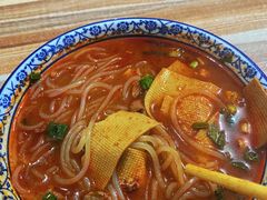 -老字号杨坡红油米线腊汁肉夹馍(东四道巷店)