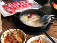 -呷哺呷哺(松江开元店)