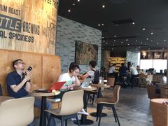 -星巴克臻选(湖滨道店)