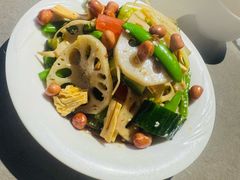 -陈熹公民族美食文化餐厅(中华广场店)