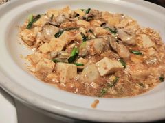虾酱豆腐炖海蛎子-日丰园海肠水饺·老字号大连海鲜(银泰城店)