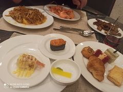 -东方红海鲜百汇(国际大厦店)