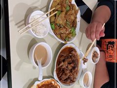 -满口香饭店