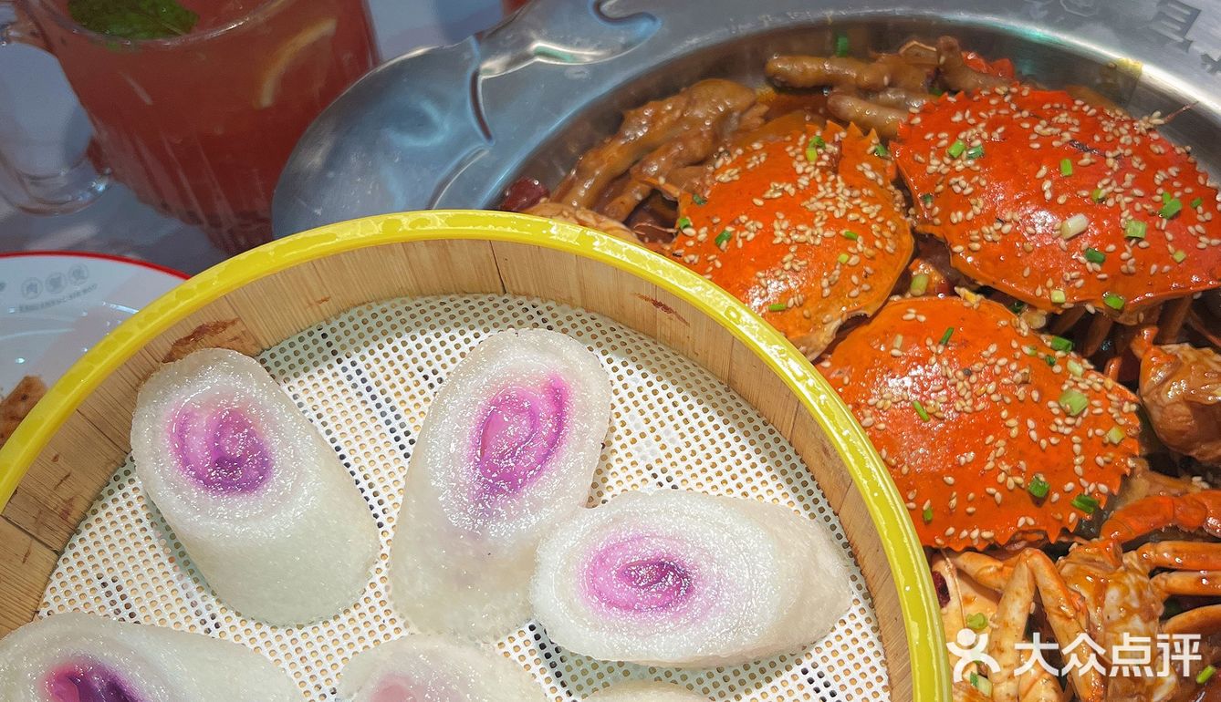 在学校门口可以吃到真么好吃的肉蟹煲了[流泪]