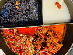 -热火朝天鲜切牛肉火锅(南强街巷店)