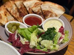 鸭肉饼配色拉-Money Shops(愚园路店)