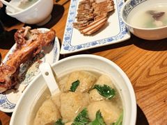 -老天桥酱肉烧饼夹肘子(天桥店)